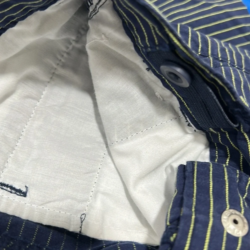 Abercrombie kids & Gymboree boys se t size 7 GUC blue and striped shorts